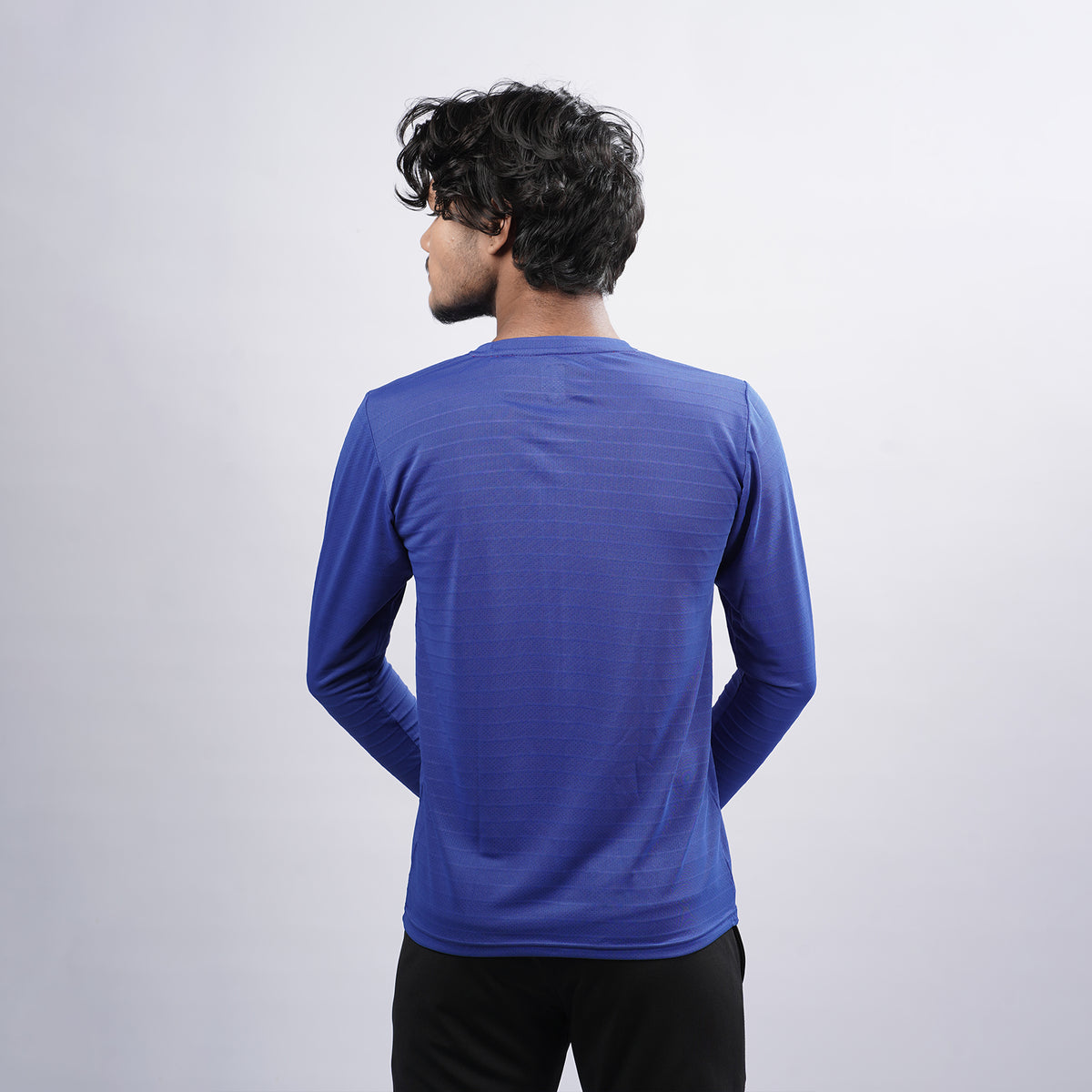 Men Solid Full Sleeve Regular Fit T-Shirt