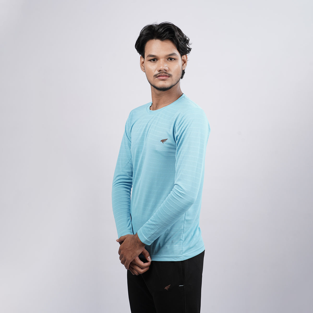 Men Solid Full Sleeve Regular Fit T-Shirt