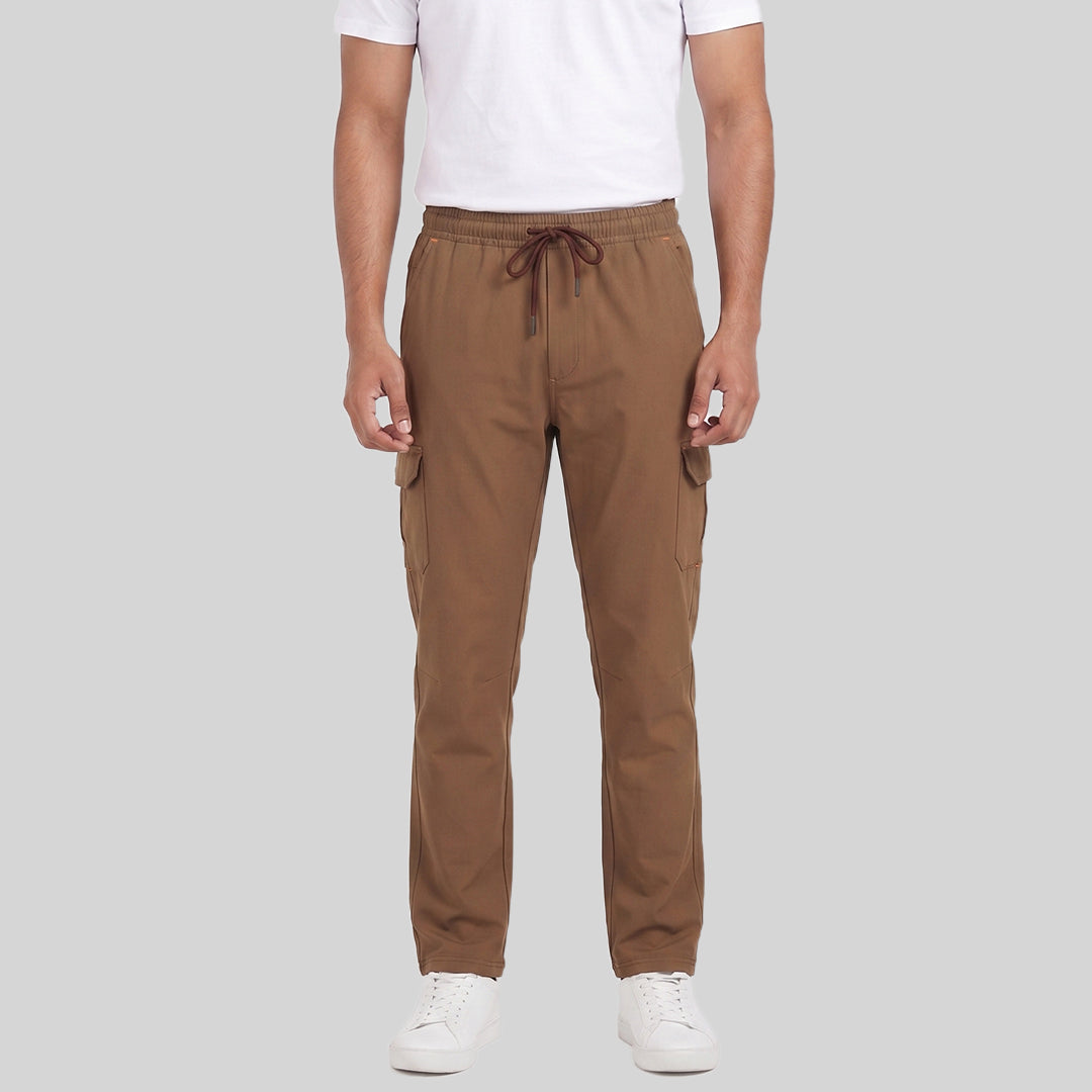 Men Solid Regular Fit Cargo Trackpants