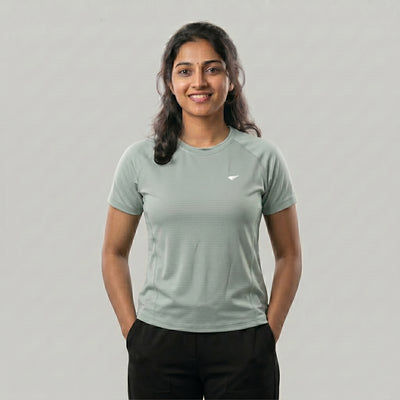 Women Solid Sports T-Shirt ELASTO+ Stretch Fit Breathable Gym Tee