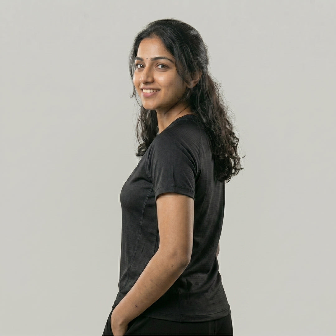 Women Solid Sports T-Shirt ELASTO+ Stretch Fit Breathable Gym Tee