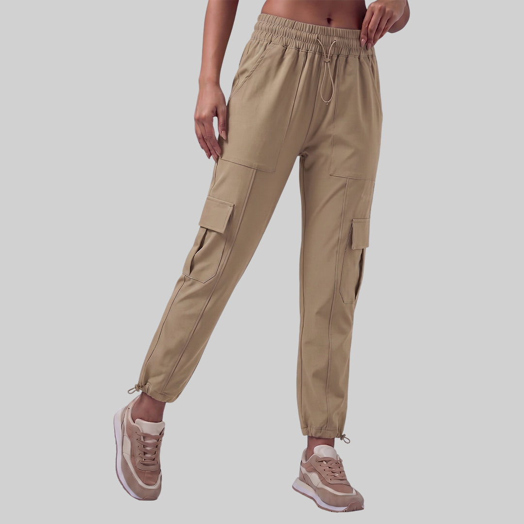 Women’s Solid Straight Fit Cargo Trackpants