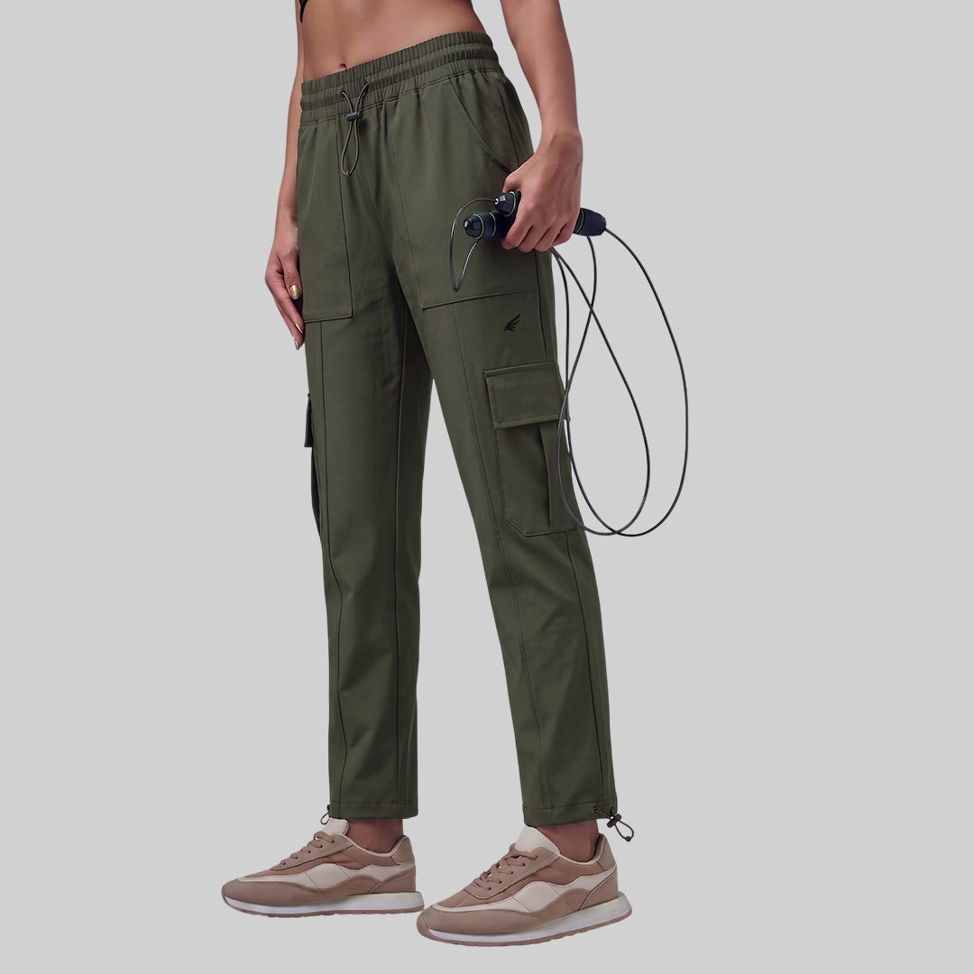 Women’s Solid Straight Fit Cargo Trackpants