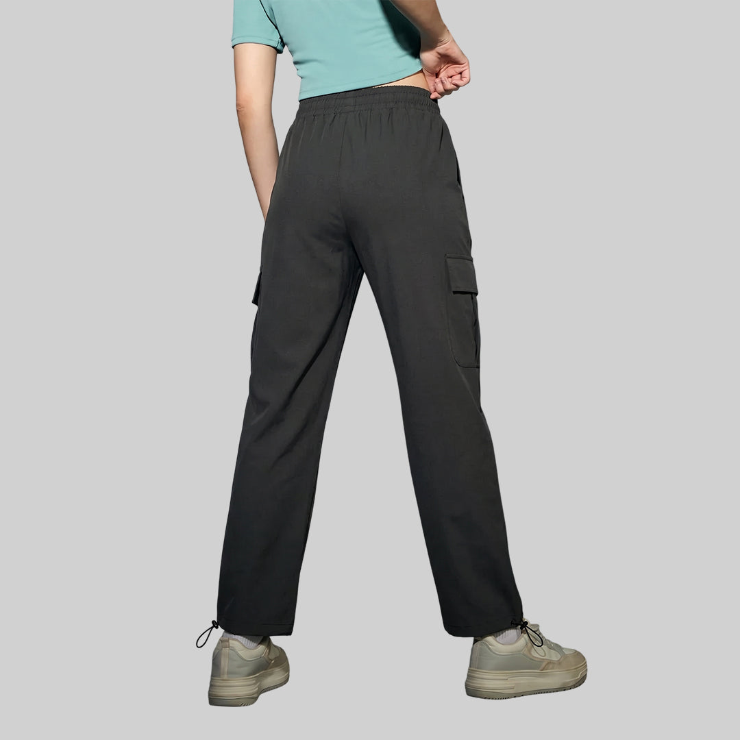 Women’s Solid Straight Fit Cargo Trackpants