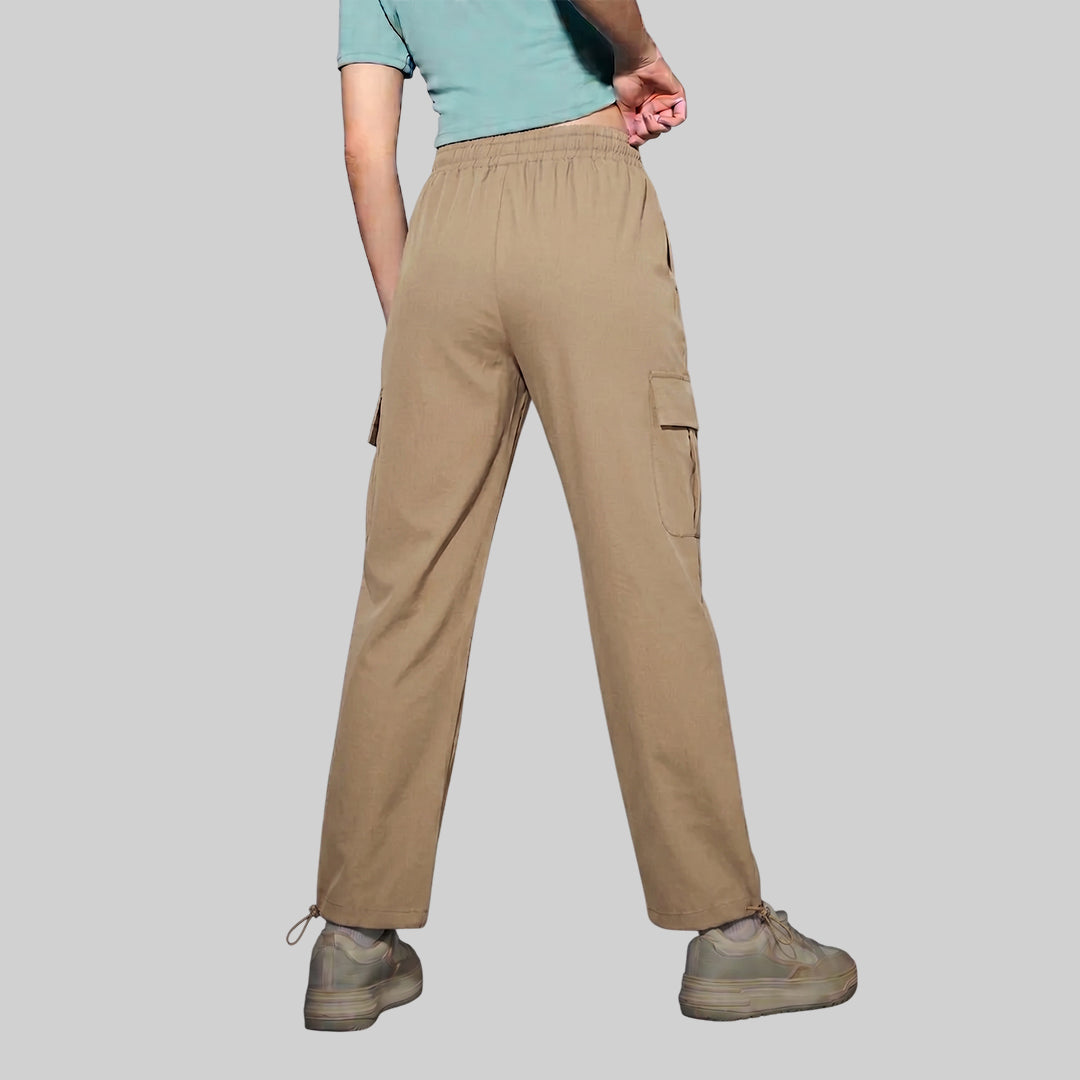 Women’s Solid Straight Fit Cargo Trackpants