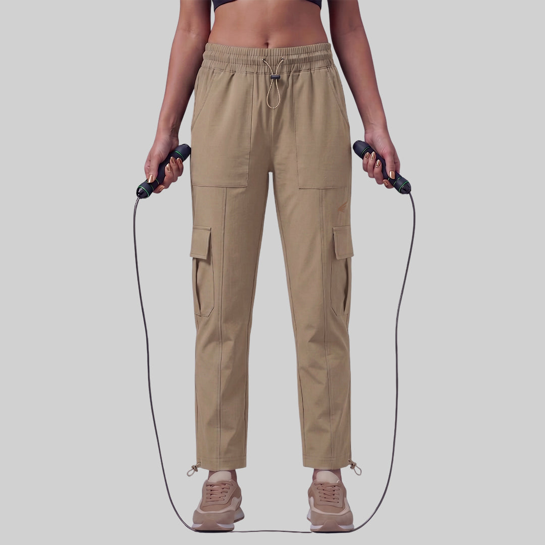 Women’s Solid Straight Fit Cargo Trackpants