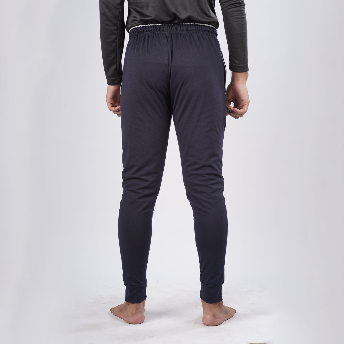 Men Solid Regular Fit Cotton Rich Jogger